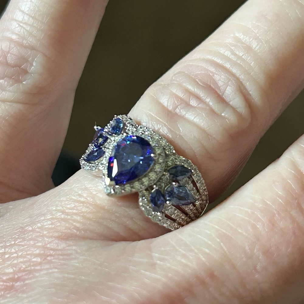 4.70CTW TANZANITE & WHITE DIAMOND SIMULANTS RHODIUM OVER STERLING SILVER size 6